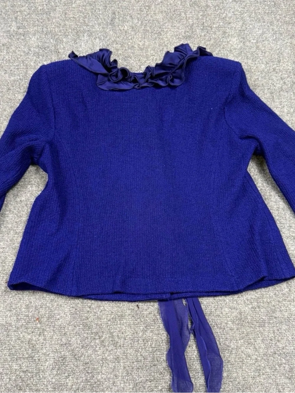 St. John Collection Blue knit skirt suit features a jacket Size 12
